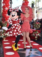 katy-perry-at-minnie-mouse-honored-with-star-on-hollywood-walk-of-fame-ceremony-01-22-2018-6